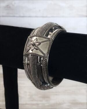 Vintage Bracelet/Bangle Unusual Gothic Style Dark Silver Tone Statement